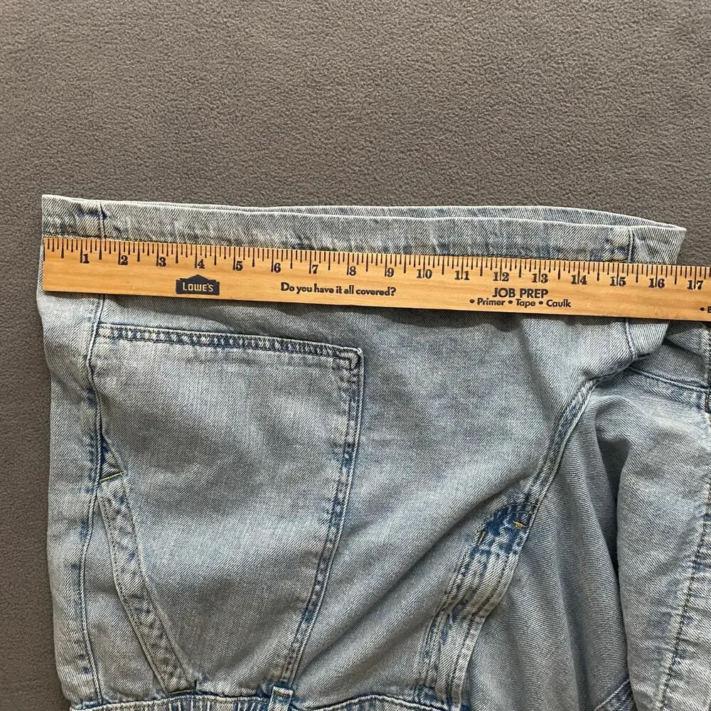 Gap Easy Utility‎ Denim Shorts Womens XXL Light Wash Blue Pockets Casual